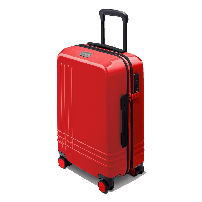 Roam cases are made with 50% recycled, ultra-lightweight polycarbonate to optimize strength and resilience.