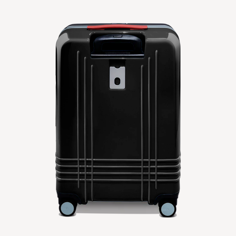Americana Check-In Expandable
