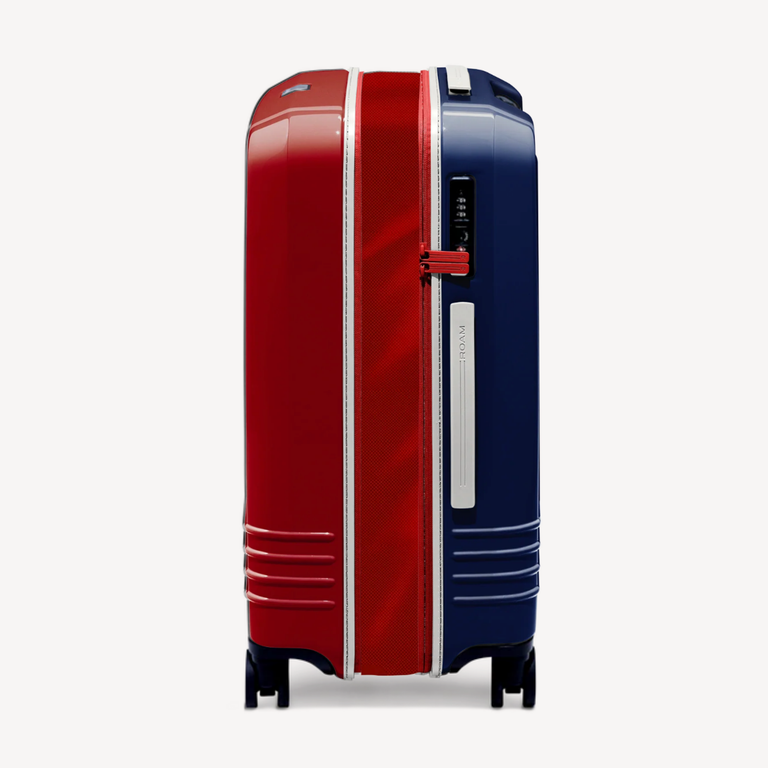 Americana Large Check-In Expandable